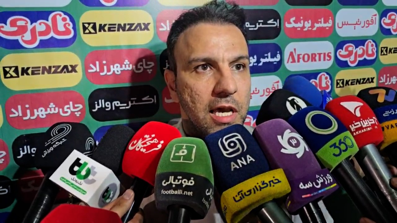 محسن خلیلی: آن صحنه پنالتی بود اما VAR آن را رد کرد.