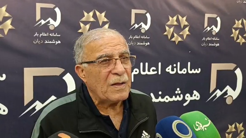 حسن روشن: خدا پدر کسی که پنجره استقلال را بست، بیامرزد!