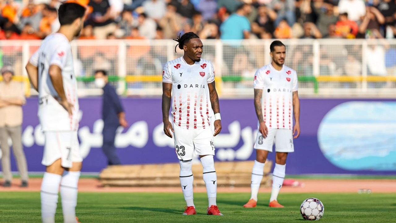 گزارش زنده؛ مس شهربابک صفر - پرسپولیس یک