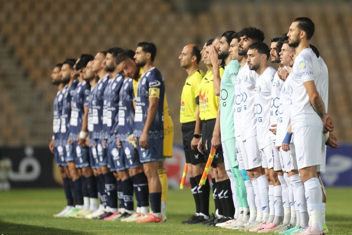 دوئل زیبا و اخلاقی استقلال و چادرملو