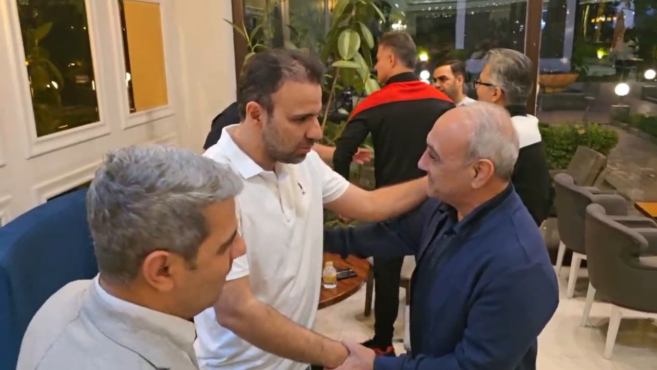 خوش و بش مدیرعامل و سرمربی فولاد با سرپرست تیم پرسپولیس