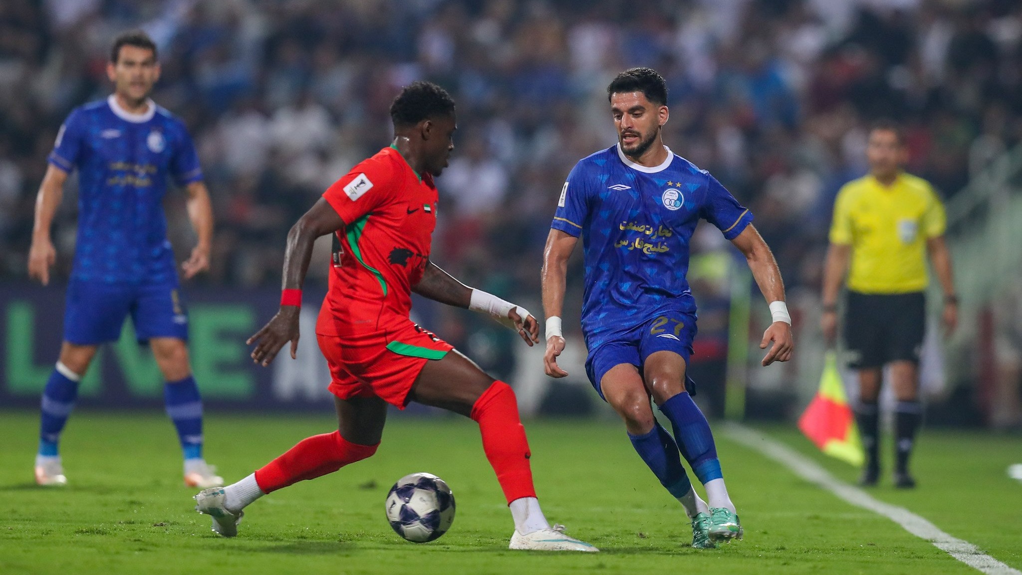 پایان نیمه اول؛ شباب الاهلی صفر - استقلال صفر