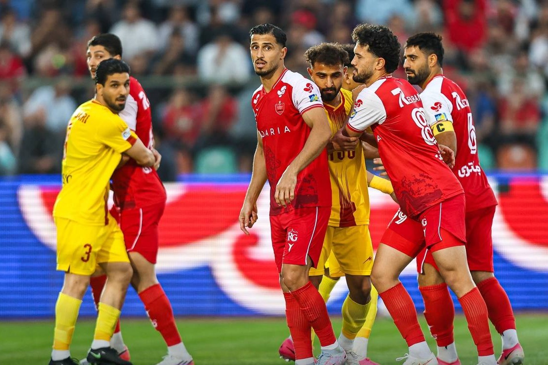نکات ترکیب پرسپولیس مقابل نساجی؛ دست بسته تارتار!