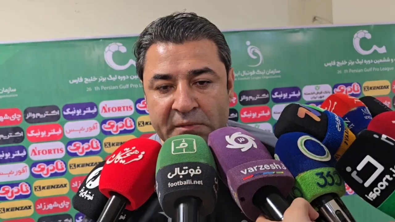 فاضلی مربی پرسپولیس: رسانه‌ها نباید روی یک‌ شایعه من را تخریب کنند
